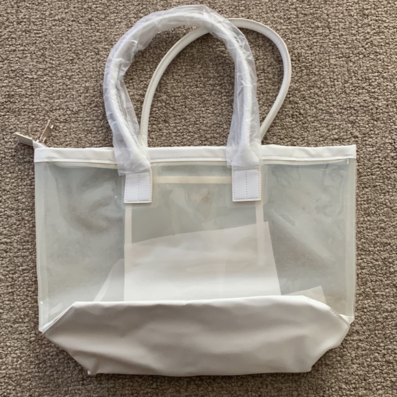 Neiman Marcus Zippered Tote NWOT - Picture 2 of 5